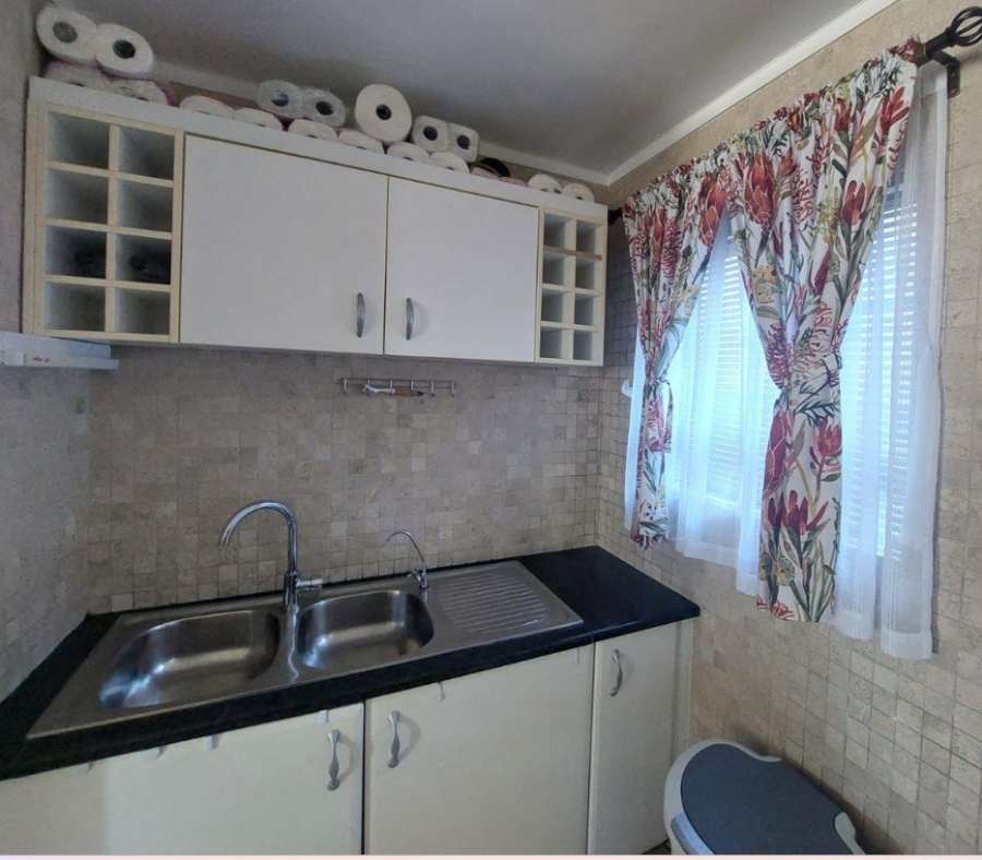 3 Bedroom Property for Sale in Beachfront Western Cape